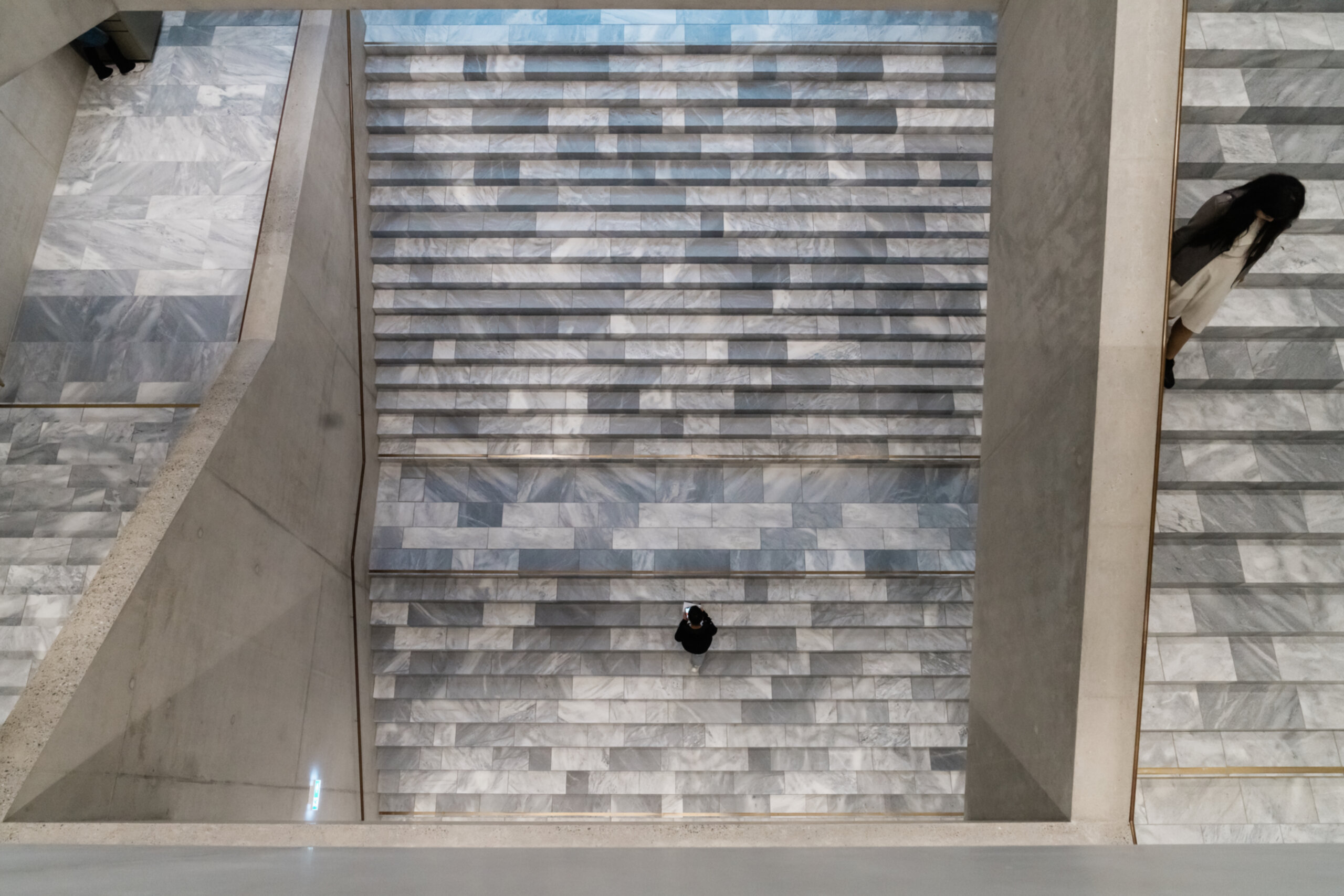 Shadows_Ghosts 14 05